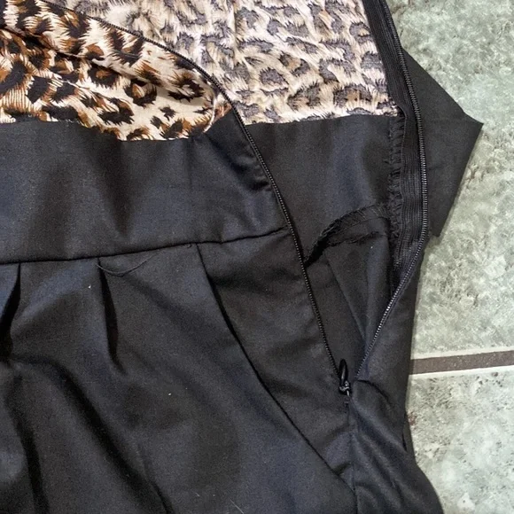 Beautiful Leopard Print Jumper size L - Picture 8 of 10